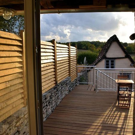 L'Australe Bed & Breakfast Larroque-Toirac Bagian luar foto