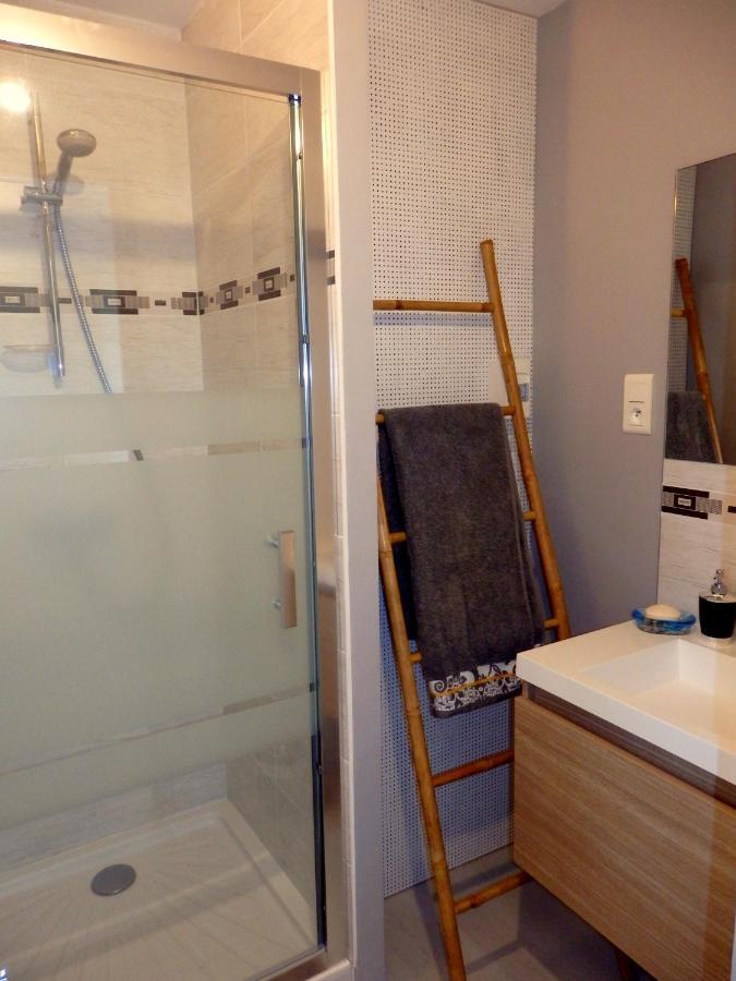 L'Australe Bed & Breakfast Larroque-Toirac Bagian luar foto